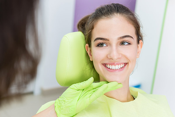 What Does the Dental Hygienist at a Dental Practice Do from Alexandria Old Town Dental in Alexandria, VA